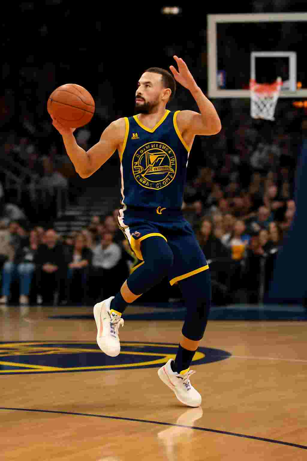 visual-steph-curry-bent-down-with-a-