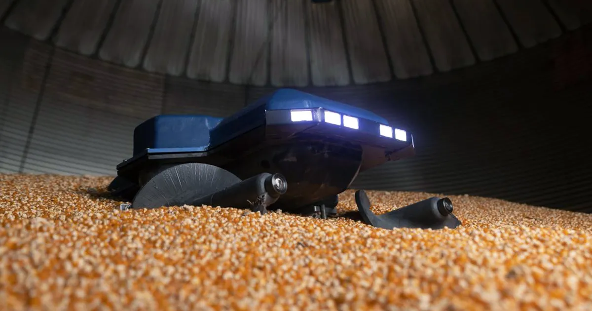 Smart Grain Storage Robot System That Protects Food from Insects & Fungi
